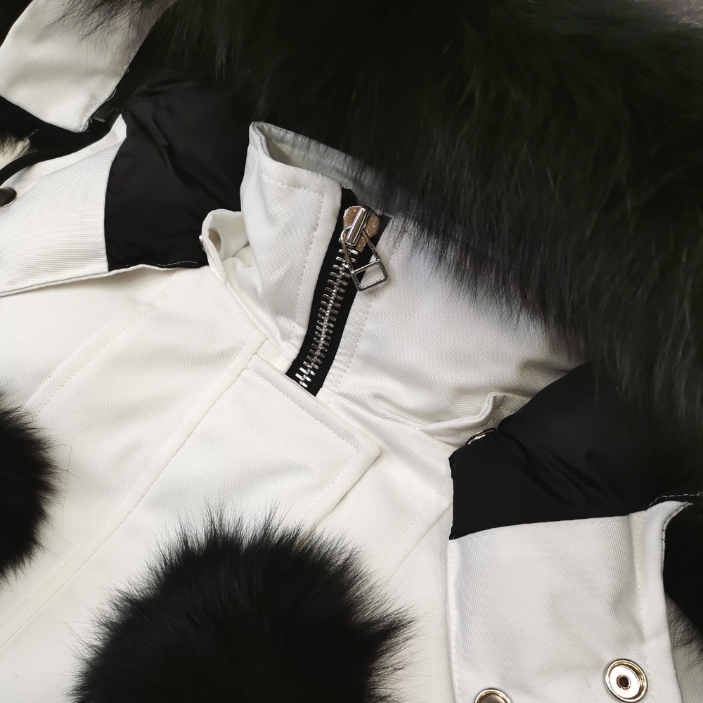 Moose Knuckles Stirling Parka-Snow White - Picture 9 of 9